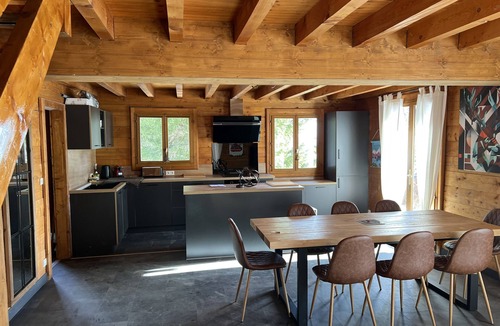Venosc Ski Chalet | Quiet, typical chalet with breathtaking views