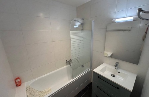 Les Posses-sur-Bex Apartment | QUIET VACATION ACCOMMODATION