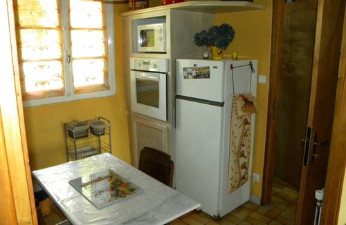 Castelnau-de-Brassac Cottage | Quiet vacation rental in the middle mountains