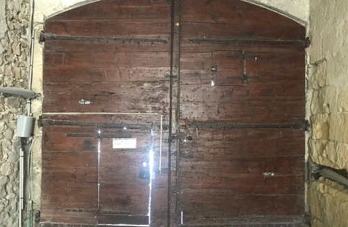 Lunel Apartment | Quiet vacations 12 km from the sea