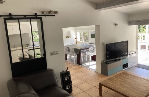 Tourrettes-sur-Loup Villa | QUIET VILLA BETWEEN SEA AND MOUNTAINS