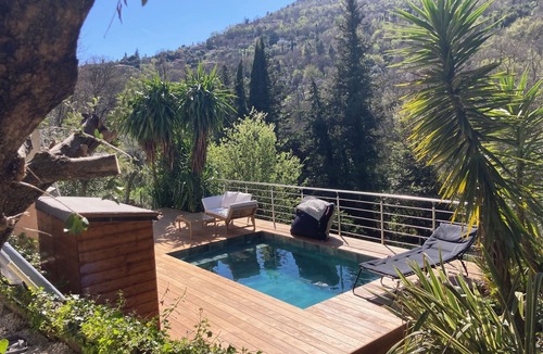 Tourrettes-sur-Loup Villa | QUIET VILLA BETWEEN SEA AND MOUNTAINS