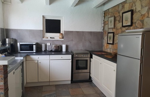Palau-Saverdera Villa | Quiet villa with pool, sea view, petanque, garden, wifi, parking