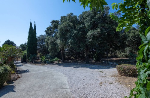 Cournonterral House | Quiet villa with large pool located 10 minutes from the sea, air conditioning and greenery.