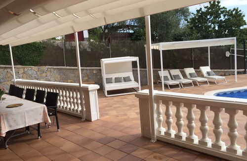 Condado del Jaruco Villa | Quiet villa with private pool 2 km from Fenals beach, free WIFI. HUTG003785