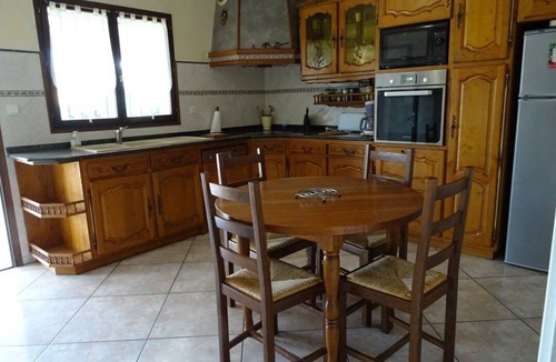 Bompas House | Quiet villa with private pool well equipped and well located