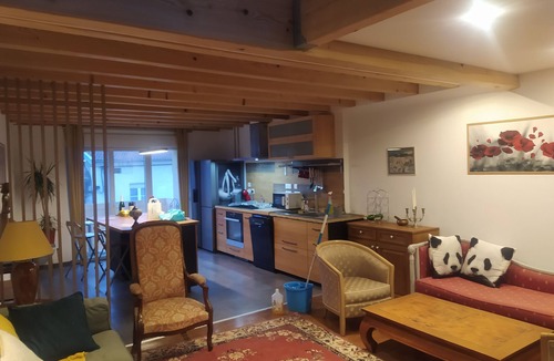 Maron House | Quiet village house