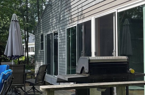 Mac Mahan Cottage | Quiet Waterfront Cottage on coven