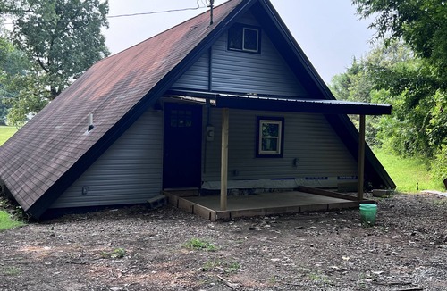 Madisonville House | Quietly Charming A-Frame