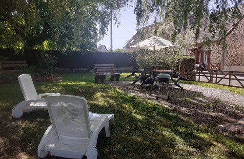 Azerables House | QUIETLY SITUATED VACATION HOME