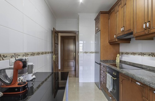 Barakaldo Apartment | Quietness and Comfort next to the Barakaldo Estuary