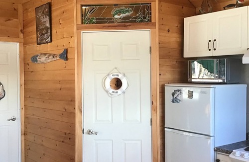 Lanark Highlands Cottage | Quig lake cottage