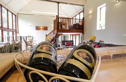 Woodbridge House | Quill Farm Barn