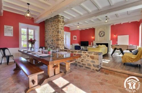 Pleumeleuc House | Quinfromel