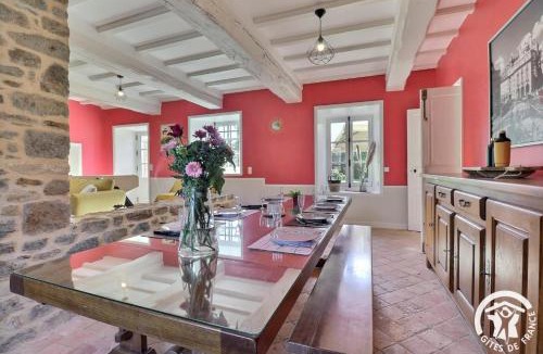 Pleumeleuc House | Quinfromel