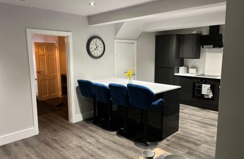 Walsall Apartment | Quinn's