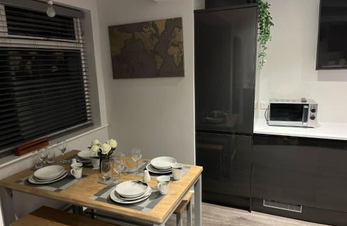 Walsall Apartment | Quinn's