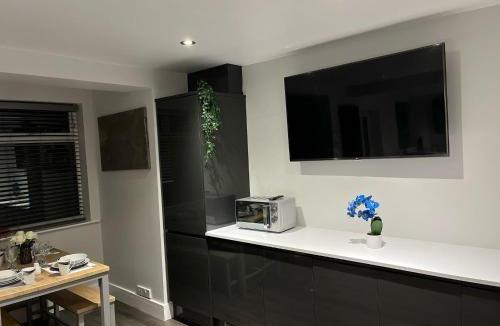 Walsall Apartment | Quinn's