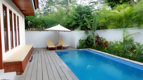 Mas Villa | Quinn Villa by Best Living