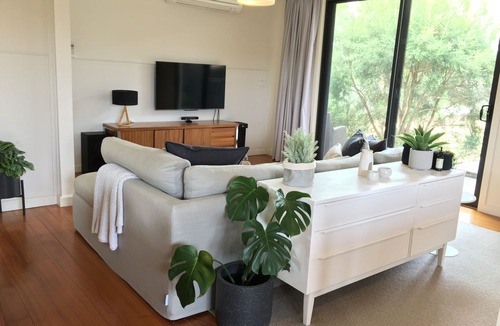 St. Andrews Beach House | Quintessential Beach Shack with all the mod cons.