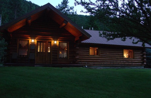 Libby House | Quintessential Riverfront Montana Log Home Experience