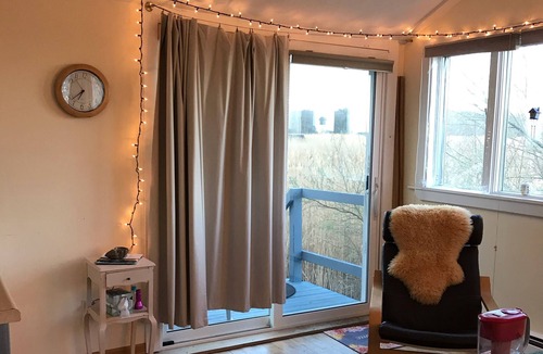 Suffolk County Apartment | Quirky Beach Studio!