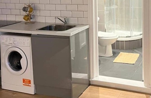 Dartmouth Park Apartment | Quirky studio flat in London