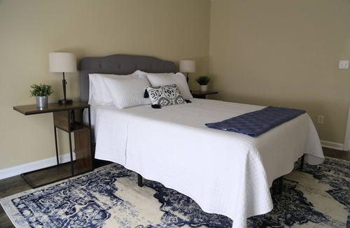 Thomasville House | Quite-Comfy & Minutes from downtown