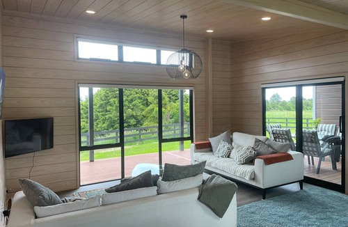 Tararua Forest Park House | Quite Private close to cafes beach river