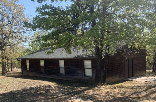 Milfay Cabin | Quite property off Route 66 on Stroud Lake