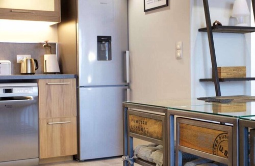 Bourg-de-Thizy Cottage | quito - château de laforest