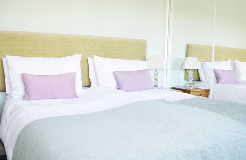 Denstone Bed & Breakfast | Quixhill - Denstone - Dove Meadow B & B