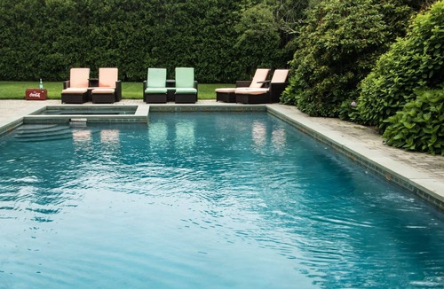 Quogue House | Quogue Hamptons Beach House with Pool & Hot Tub