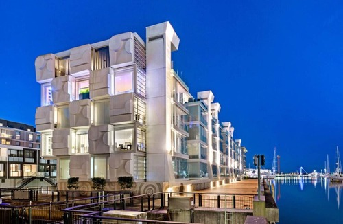 Auckland Central Business District Apartment | QV Stays Modern Waterfront Stunner