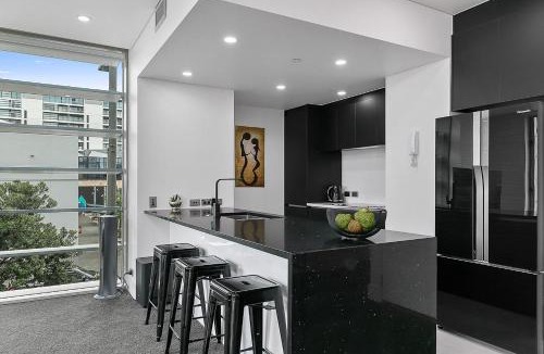 Auckland Central Business District Apartment | QV Stays Upscale Modern Viaduct Haven