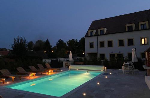 Magny-le-Hongre House | Réf 1 Studio avec piscine à 5 minutes de Disneyland