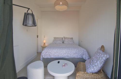 Saint-Clement-des-Baleines House | Rénovation d'Architecte- Mer &Phare à pied