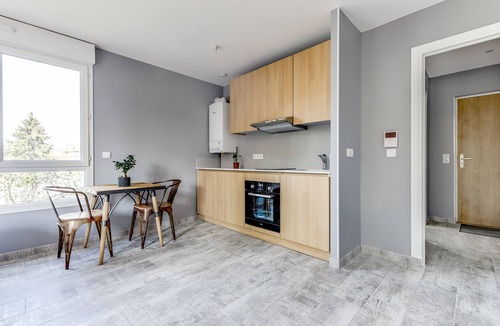 Aulnay-sous-Bois Apartment | Résidence 4T Immo Lit Double + Canapé lit