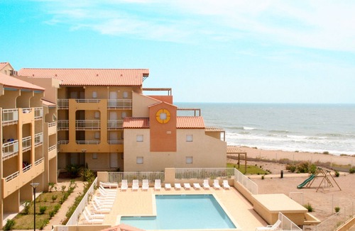 Valras-Plage Apartment | Résidence Alizéa by Interhome