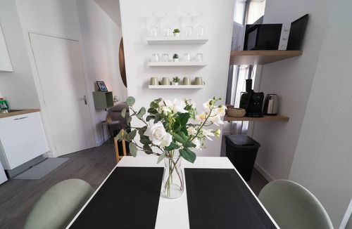 Vieux Vichy Apartment | Résidence Bardiaux - Chez Opaline