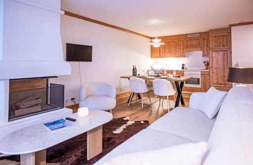 Villars-sur-Ollon Apartment | Résidence Bristol 11 by Interhome