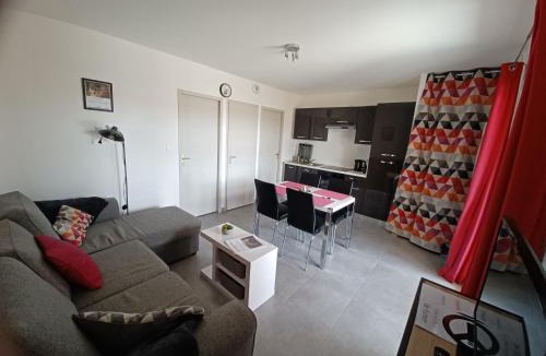 Saint-Martin-d'Ardeche Apartment | Résidence Château Saint Martin