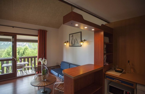 Santa Giulia House | Résidence Castell'Verde