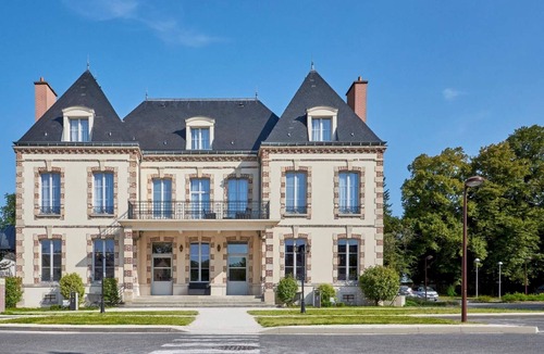 Le Mee-sur-Seine Apartment | Résidence Château Du Mée