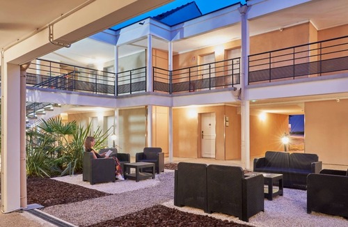 Le Mee-sur-Seine Apartment | Résidence Château Du Mée