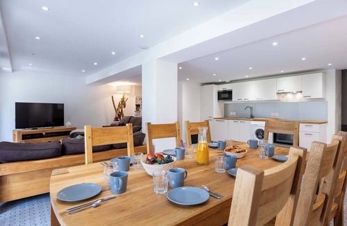 Nancroit House | Résidence Chalet Les Amis