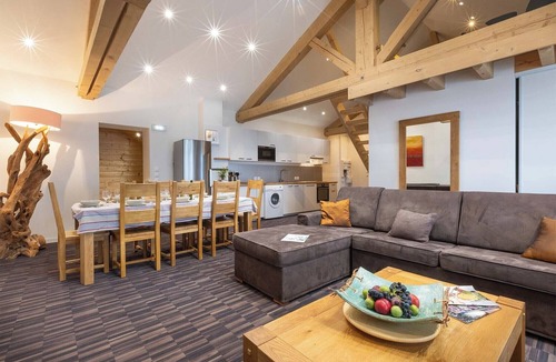 Nancroit House | Résidence Chalet Les Amis