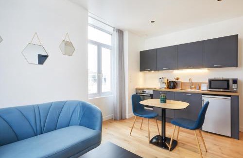 Laval Apartment | Résidence Colonel