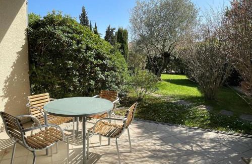 Aigueze House | Résidence de vacances avec piscine