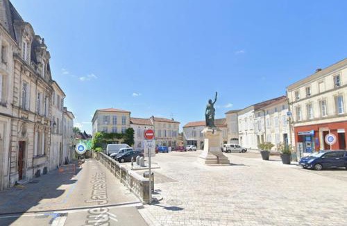 Jonzac Apartment | Résidence du Château